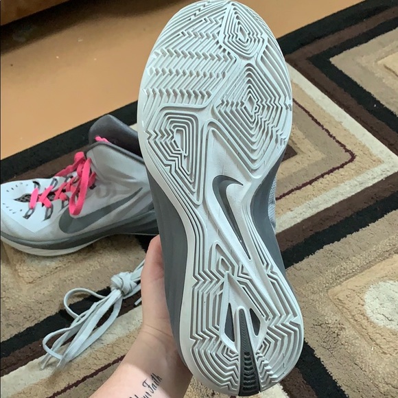 Hyperdunk Basketball Shoes - Picture 2 of 4